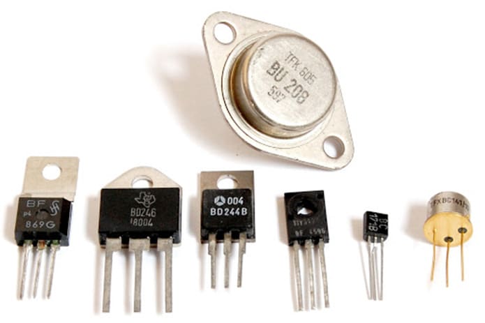 Transistor là gì? Phân biệt Transistor NPN và PNP