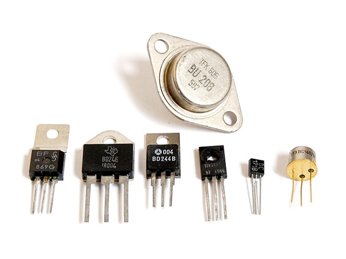 Transistor là gì? Phân biệt Transistor NPN và PNP